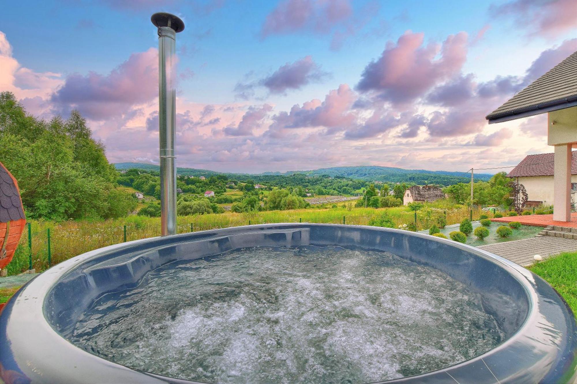 Arpiona Dom Nad Jeziorem Z Jacuzzi, Sauna I Placem Zabaw Dabrowka (Wadowice)